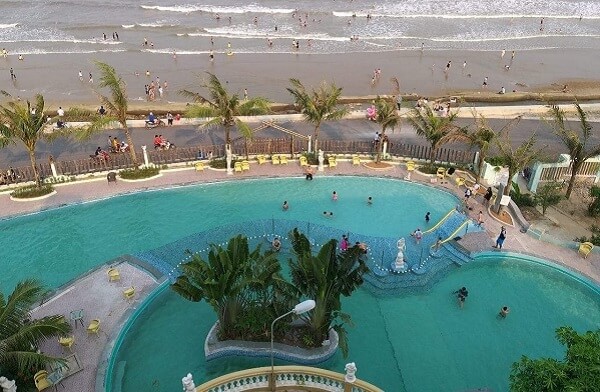 ĐỪNG BỎ QUA khách sạn duy nhất có 4 bể bơi ở biển Hải Tiến 2